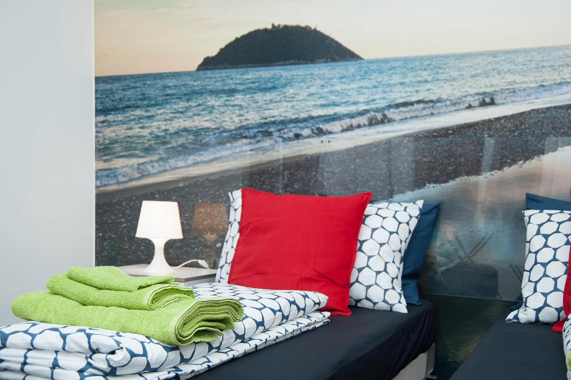 Le Torri Riviera Holiday ألبينغا المظهر الخارجي الصورة